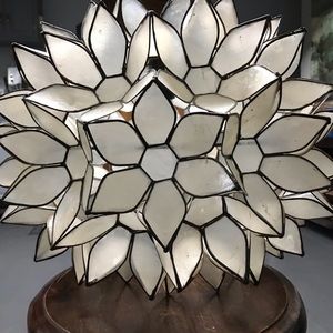 Hanging light fixture